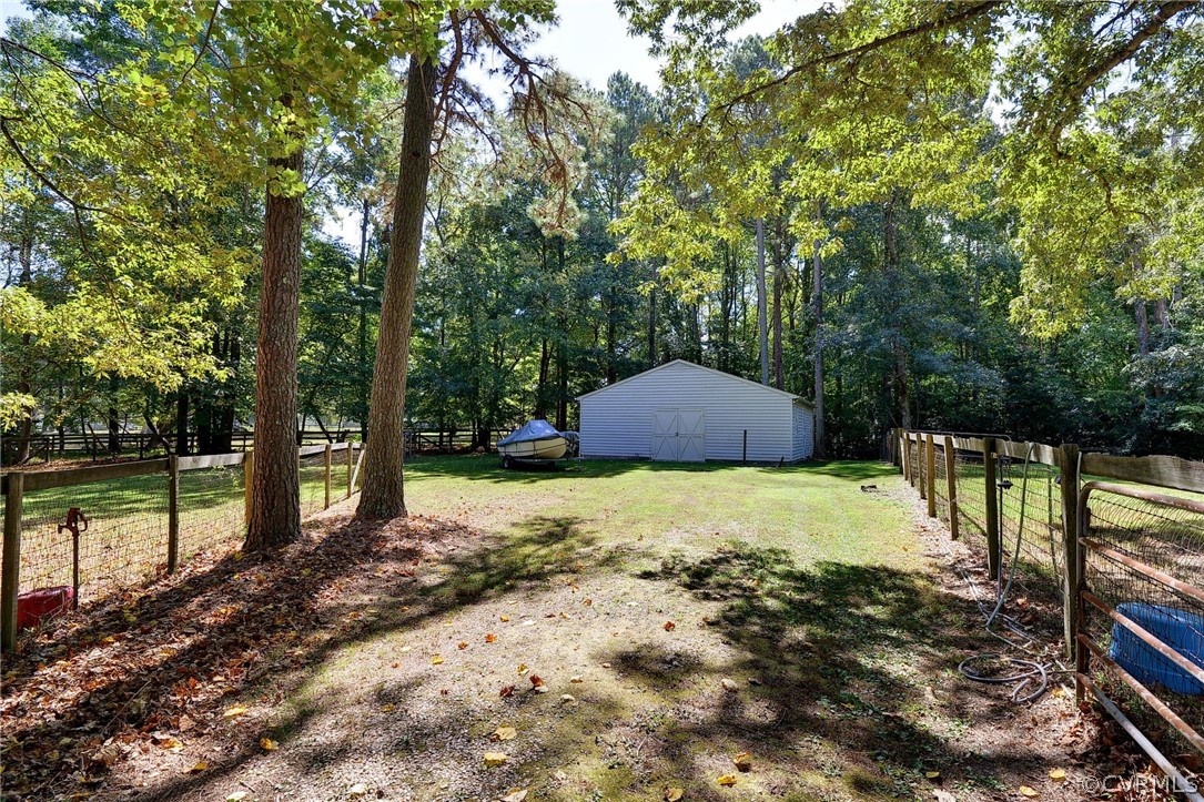 207 Stonehouse Road Williamsburg, VA 23188 - Photo 4 of 46