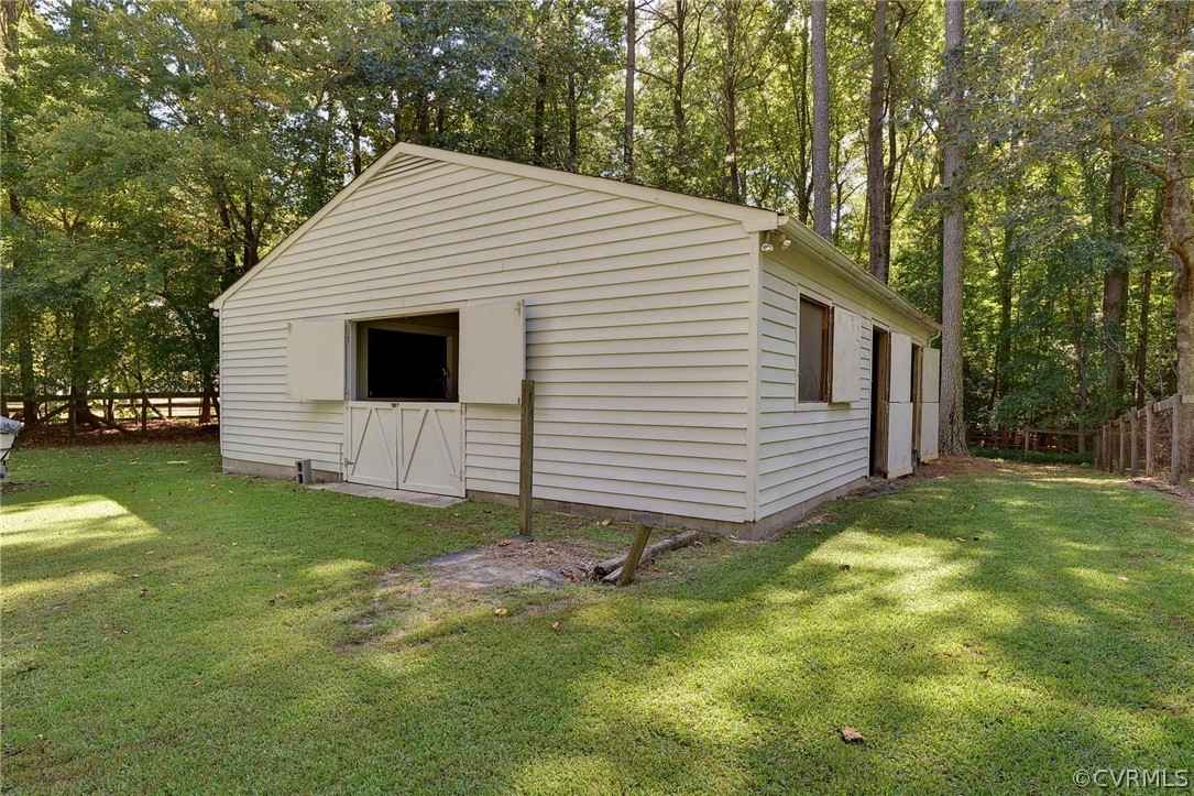 207 Stonehouse Road Williamsburg, VA 23188 - Photo 5 of 46 5 Stall barn with tack room