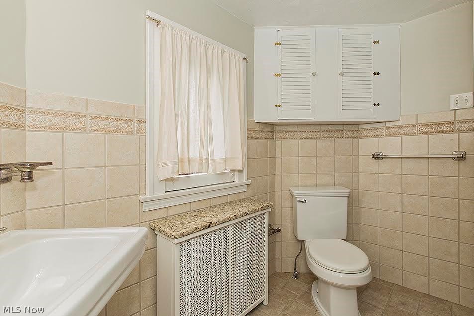 3325 Chalfant Road Cleveland, OH 44120 - Photo 16 of 28 Gallery Image 16