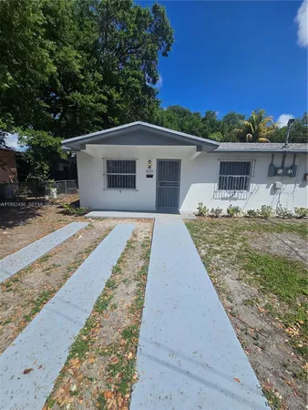 $2,350 | 6231 Northeast 1st Avenue, Unit 2, Miami, FL 33138