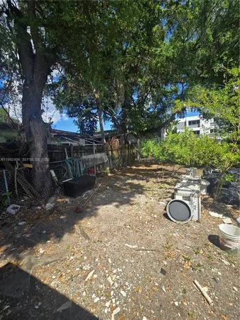 $2,350 | 6231 Northeast 1st Avenue, Unit 2, Miami, FL 33138