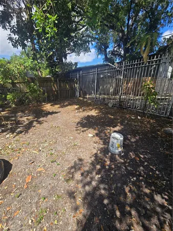 $2,350 | 6231 Northeast 1st Avenue, Unit 2, Miami, FL 33138