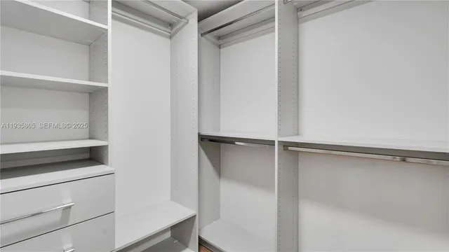 $4,154 | 555 Northeast 34th Street, Unit 2209, Miami, FL 33137