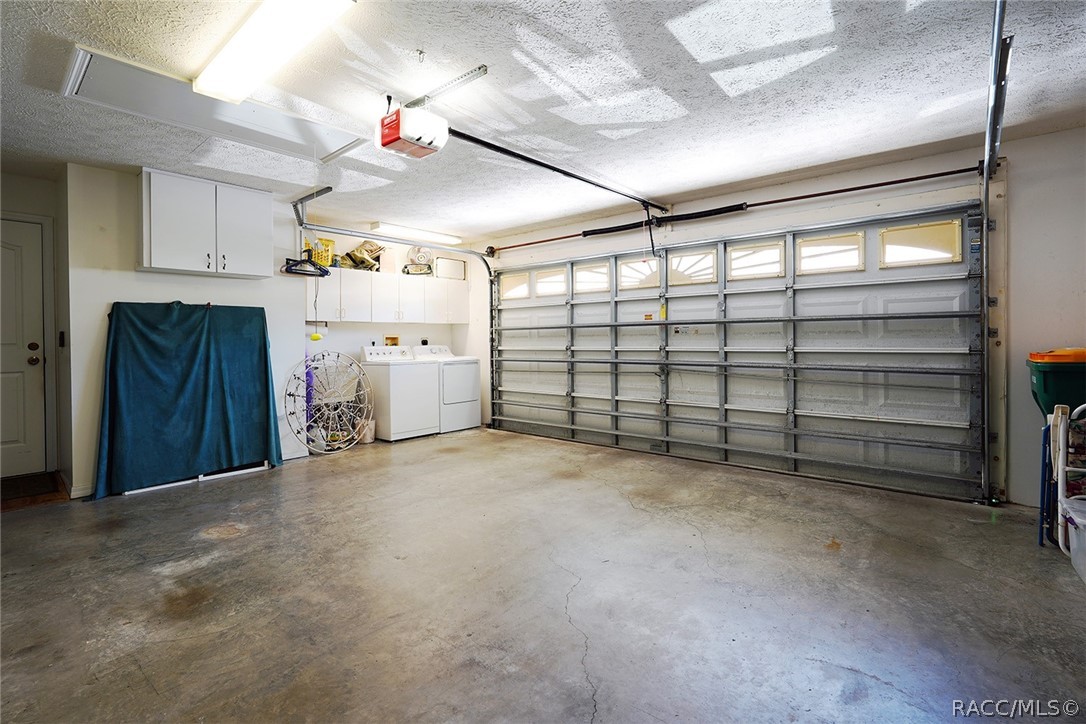 800 Balmoral Court Inverness, FL 34453 - Photo 37 of 72 a view of a garage with furniture