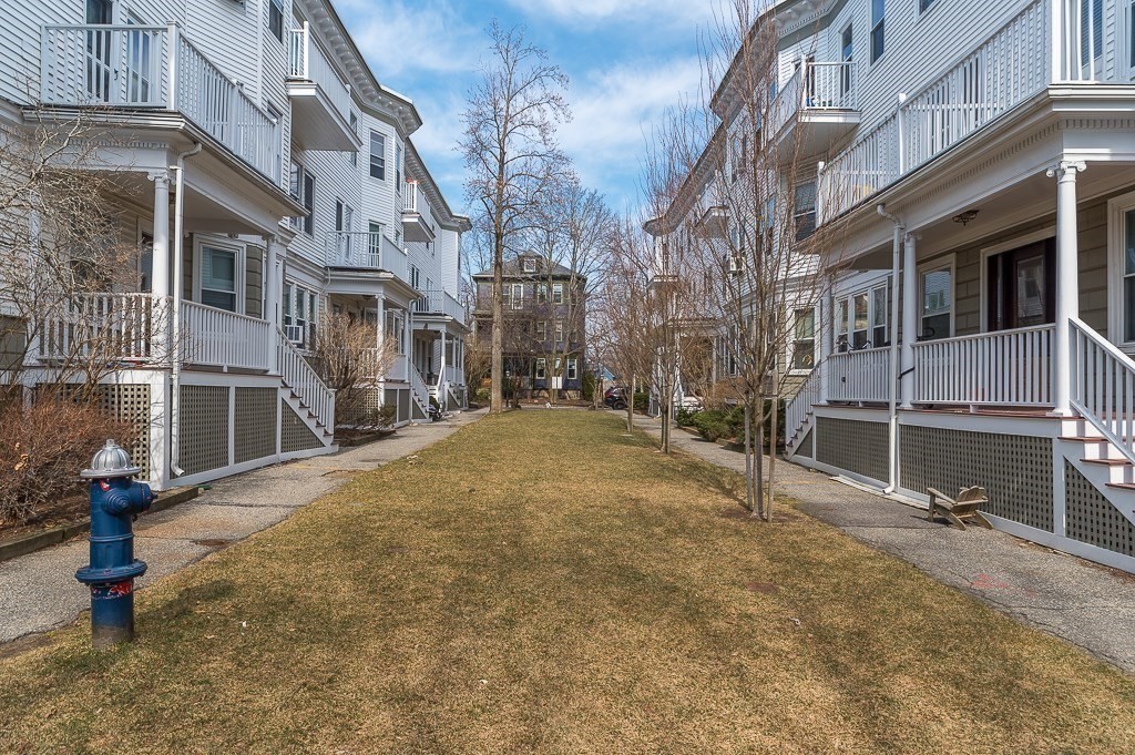 32 Stanton Road, Unit 2 Brookline, MA 02445 - Photo 19 of 24