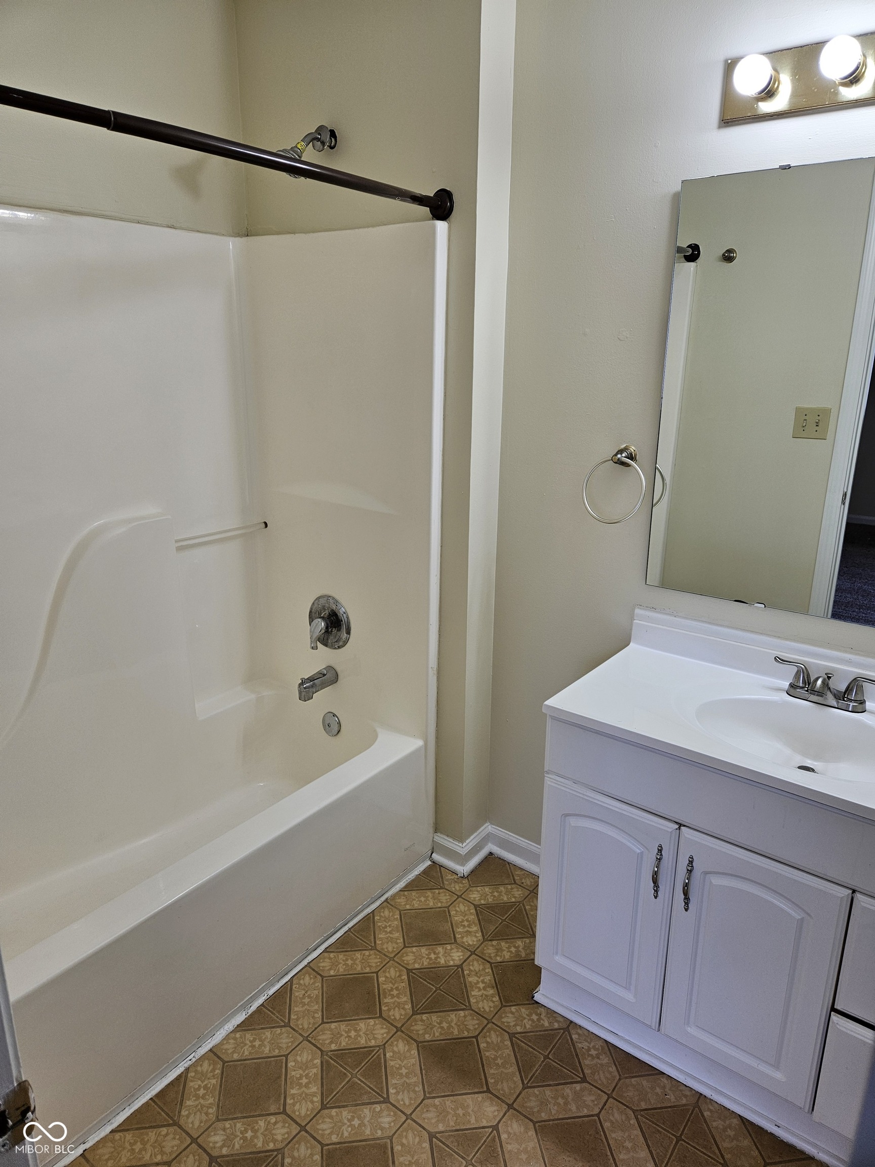 4650 Falcon Run Way Indianapolis, IN 46254 - Photo 22 of 25