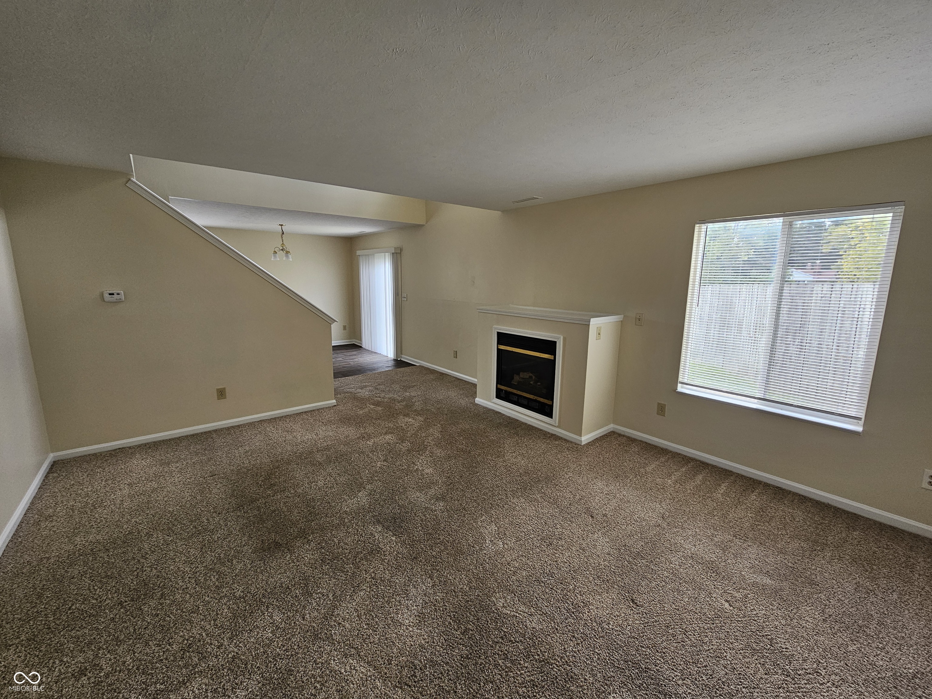 4650 Falcon Run Way Indianapolis, IN 46254 - Photo 3 of 25