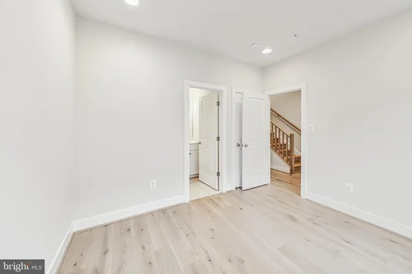 $785,000 | 5038 Oakmoore Drive, Rockville, MD 20852