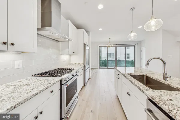 $785,000 | 5038 Oakmoore Drive, Rockville, MD 20852