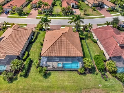 $995,000 | 1511 Mockingbird Drive, Naples, FL 34120