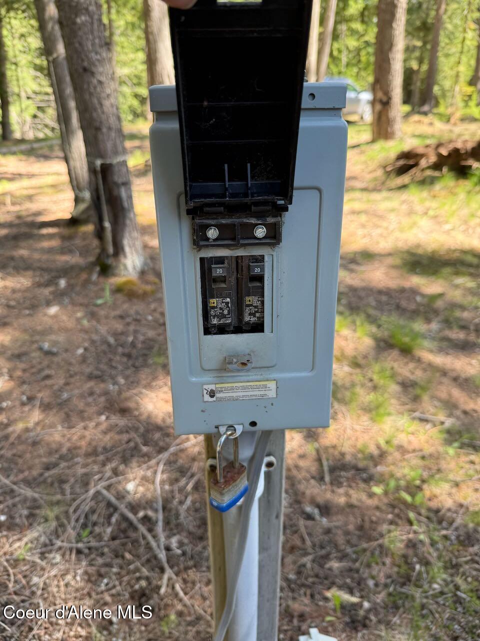 8213 Rapid Lightning Road Sandpoint, ID 83864 - Photo 21 of 40 Power