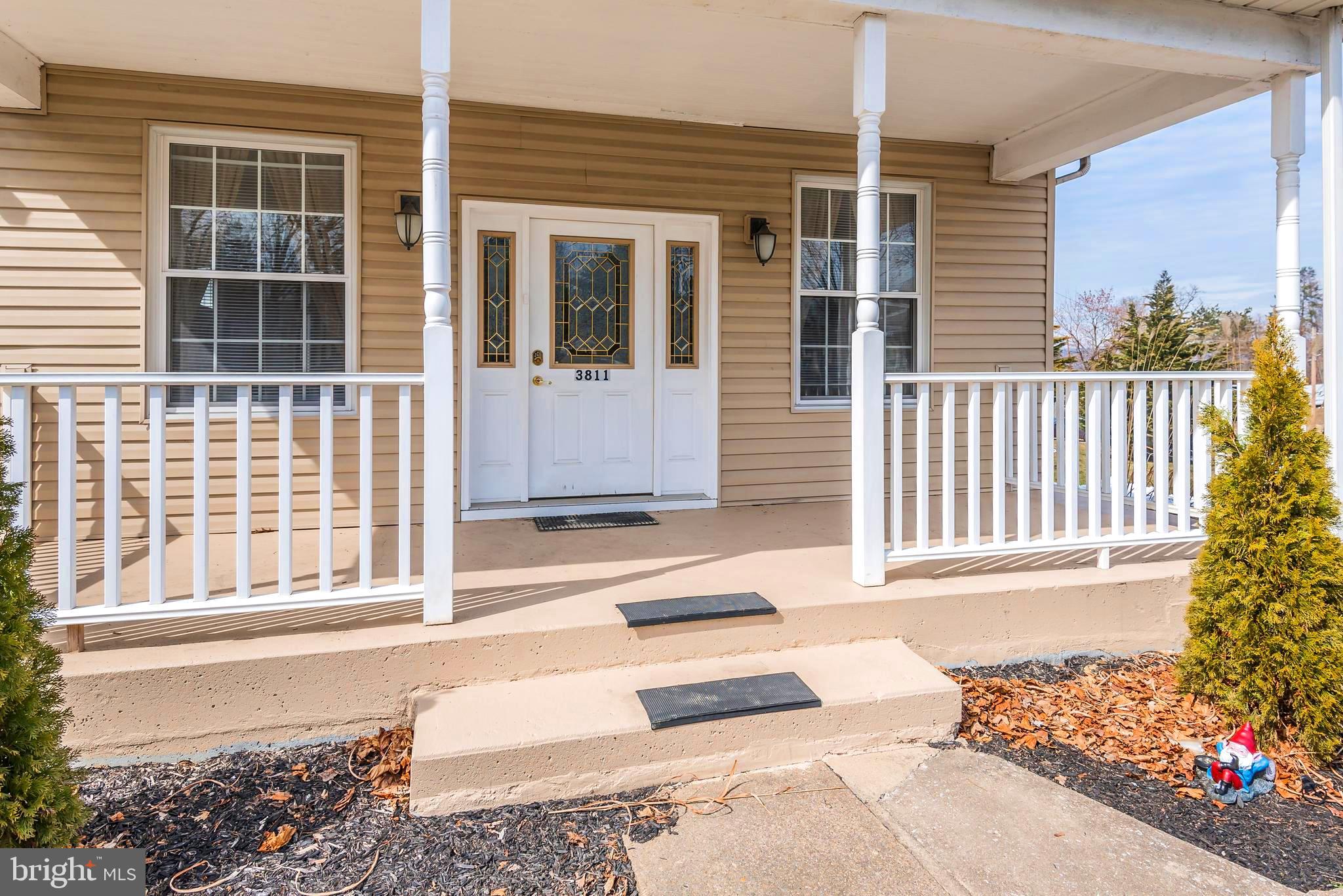 3811 Ridgeway Road Harrisburg, PA 17109 - Photo 3 of 26 Covered front porch