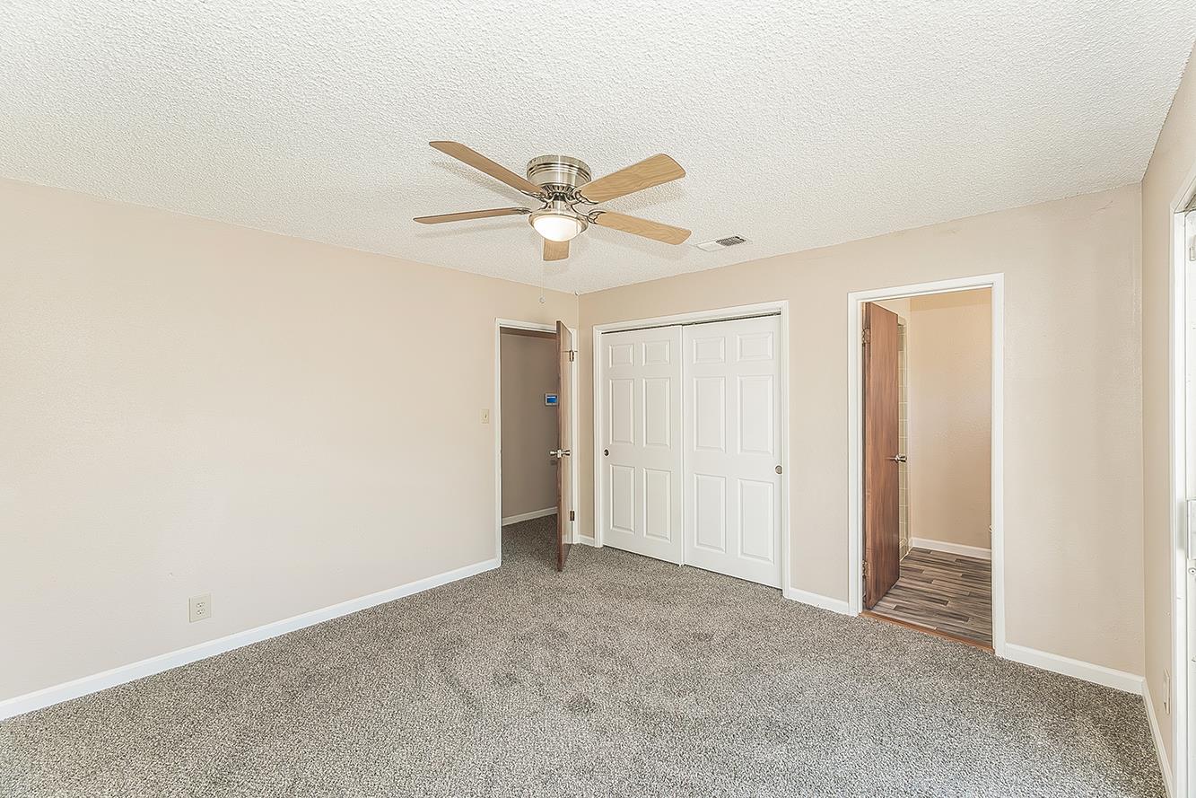 1375 South Cyrier Avenue Reedley, CA 93654 - Photo 16 of 34 a view of an empty room