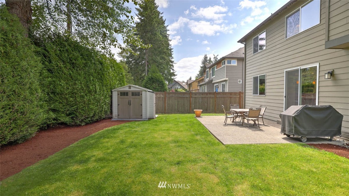 128 Ilwaco Place Southeast Renton, WA 98059 - Photo 29 of 40