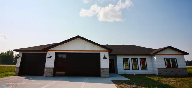 $389,000 | 105 16th Street North, Breckenridge, MN 56520