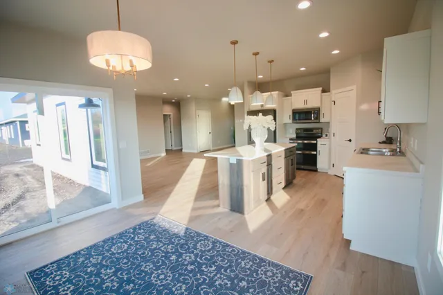 $389,000 | 105 16th Street North, Breckenridge, MN 56520