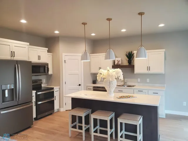 $389,000 | 105 16th Street North, Breckenridge, MN 56520