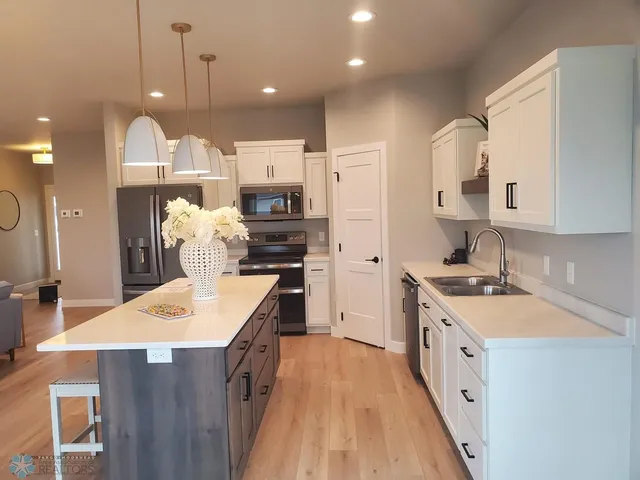 $389,000 | 105 16th Street North, Breckenridge, MN 56520