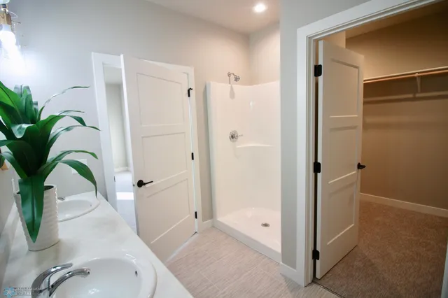 $389,000 | 105 16th Street North, Breckenridge, MN 56520