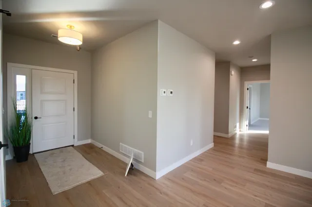 $389,000 | 105 16th Street North, Breckenridge, MN 56520