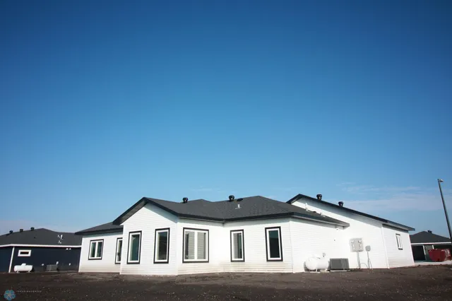 $389,000 | 105 16th Street North, Breckenridge, MN 56520