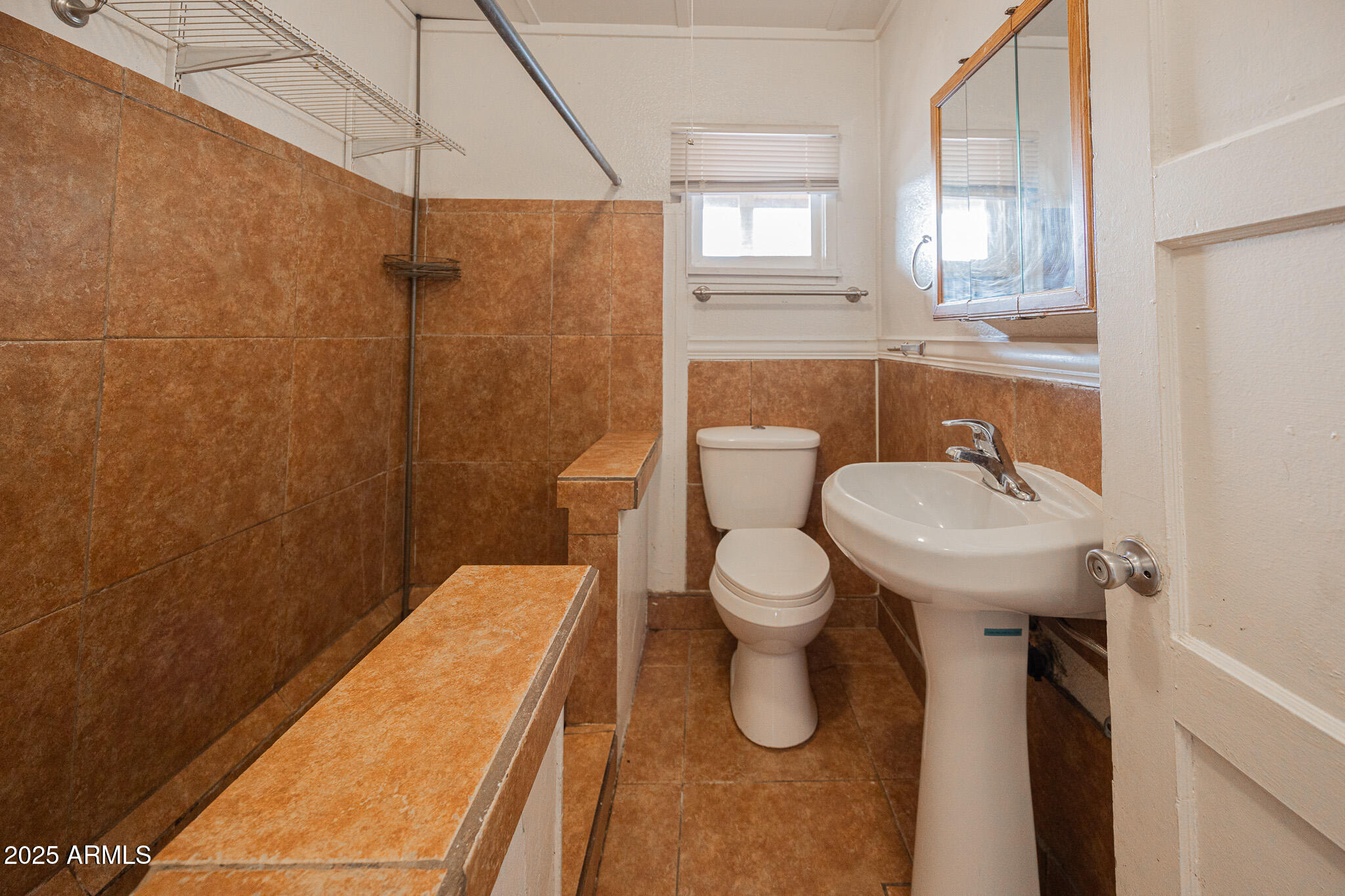 7513 North 61st Avenue Glendale, AZ 85301 - Photo 11 of 22 B33A8153