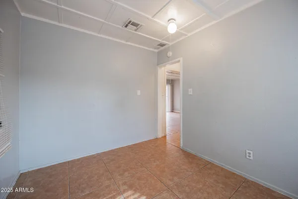 $1,295 | 7513 North 61st Avenue, Glendale, AZ 85301