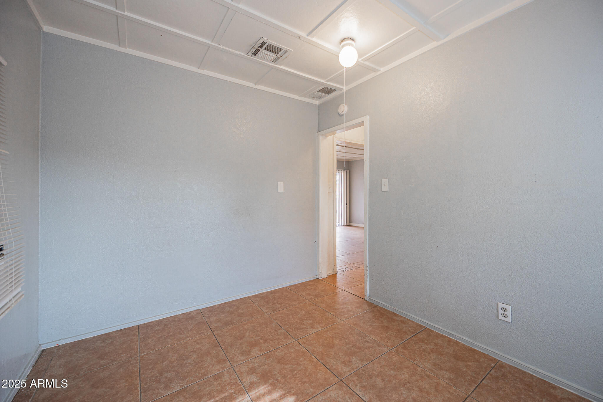 7513 North 61st Avenue Glendale, AZ 85301 - Photo 14 of 22 B33A8156