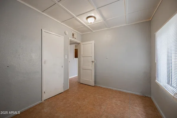 $1,195 | 7513 North 61st Avenue, Glendale, AZ 85301