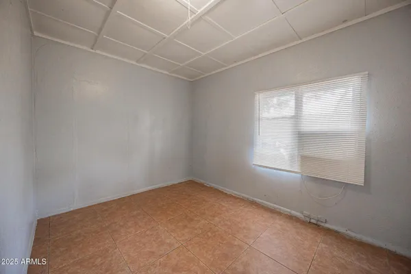 $1,295 | 7513 North 61st Avenue, Glendale, AZ 85301