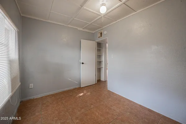 $1,195 | 7513 North 61st Avenue, Glendale, AZ 85301