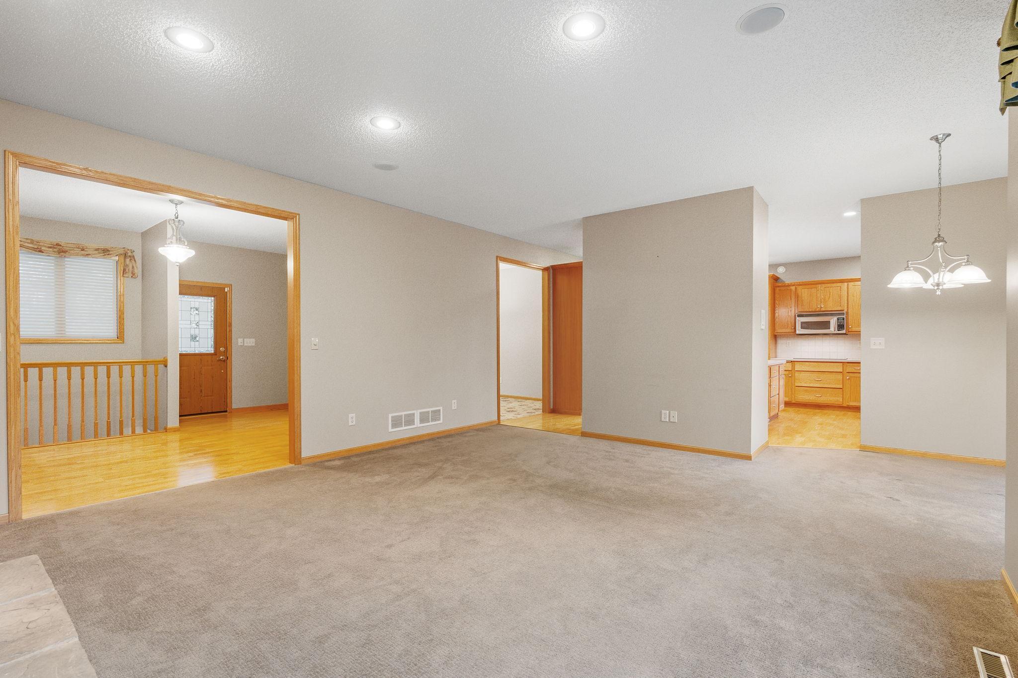 1372 Featherstone Road Hastings, MN 55033 - Photo 14 of 77