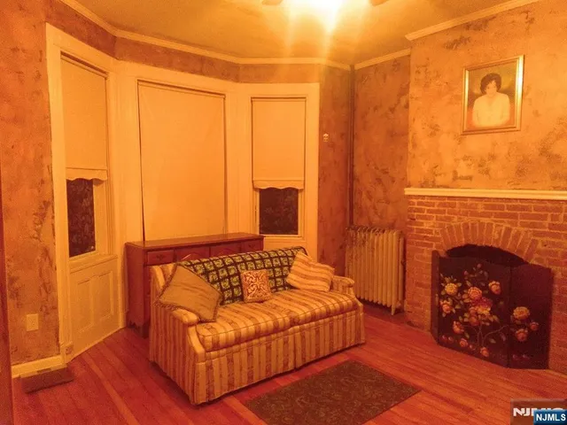 $1,895,000 | 17 48th Street, Weehawken, NJ 07086