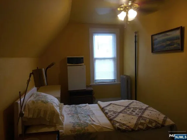 $1,895,000 | 17 48th Street, Weehawken, NJ 07086