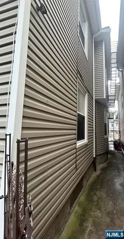 $1,895,000 | 17 48th Street, Weehawken, NJ 07086