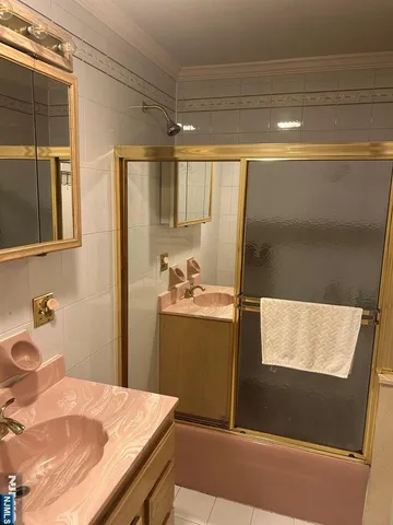 $1,895,000 | 17 48th Street, Weehawken, NJ 07086