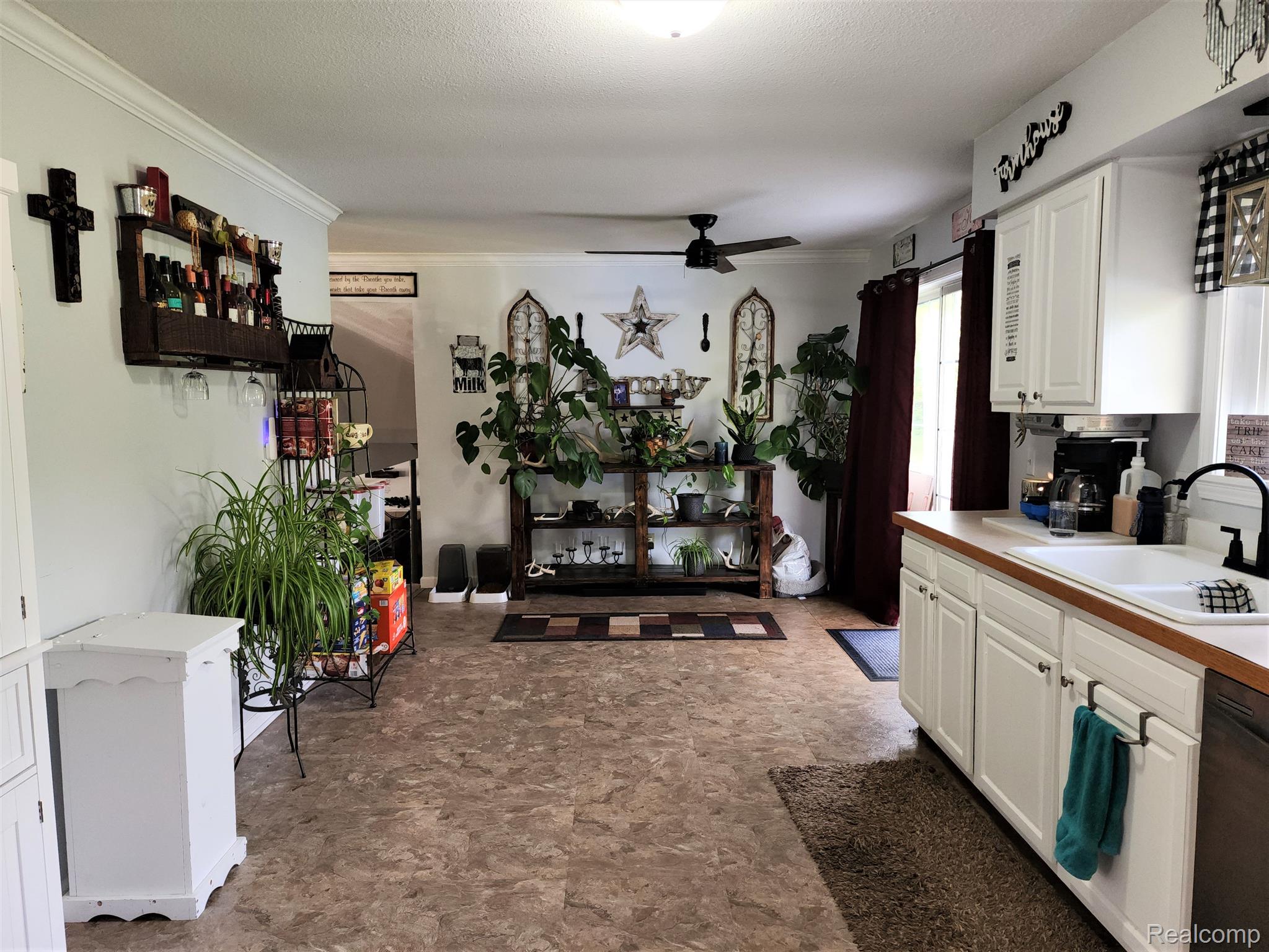 9040 River Grove Road Flushing, MI 48433 - Photo 10 of 21 Gallery Image 10