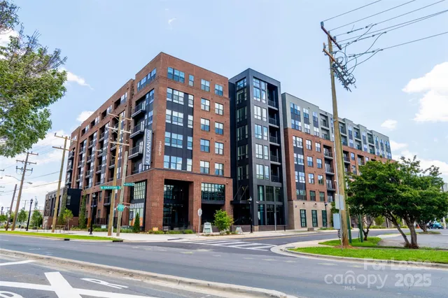 $1,625 | 3305 South Boulevard, Unit A7, Charlotte, NC 28209