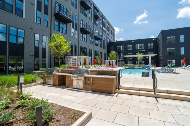 $1,625 | 3305 South Boulevard, Unit A7, Charlotte, NC 28209