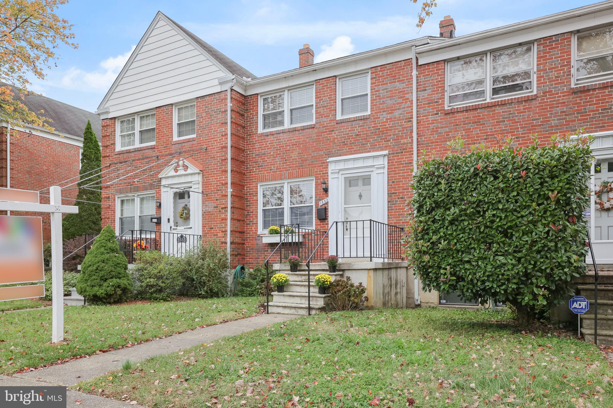 1552 Barrett Road Baltimore, MD 21207 - Photo 3 of 43