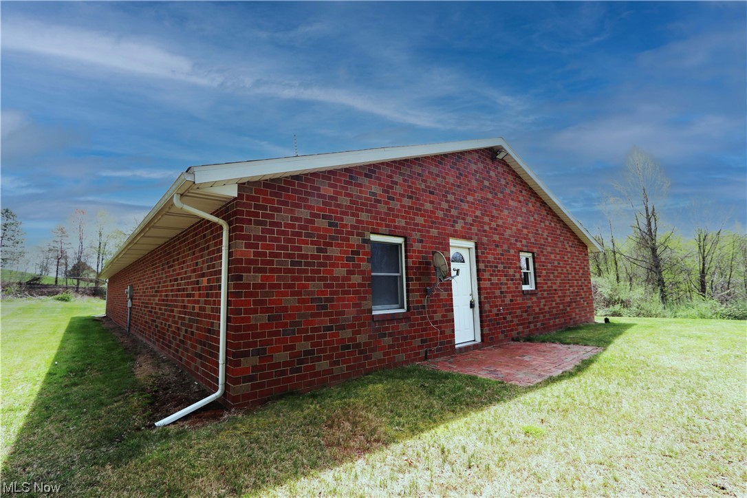 75200 State Road Freeport, OH 43973 - Photo 5 of 23 Gallery Image 5