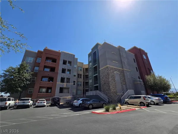 $1,750 | 68 East Serene Avenue, Unit 325, Las Vegas, NV 89123