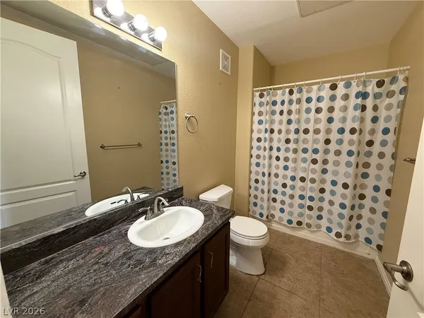 $1,750 | 68 East Serene Avenue, Unit 325, Las Vegas, NV 89123