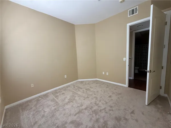 $1,750 | 68 East Serene Avenue, Unit 325, Las Vegas, NV 89123