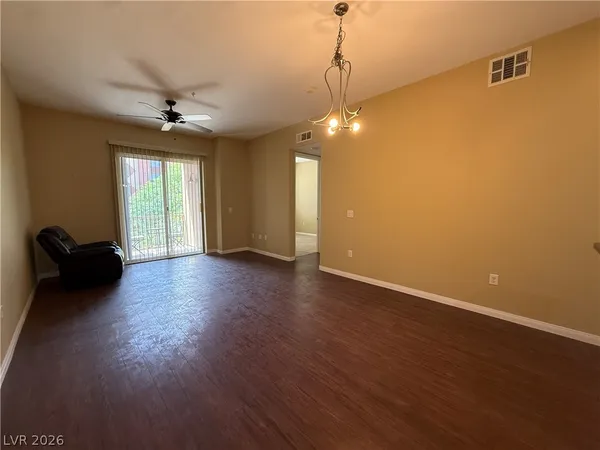 $1,750 | 68 East Serene Avenue, Unit 325, Las Vegas, NV 89123