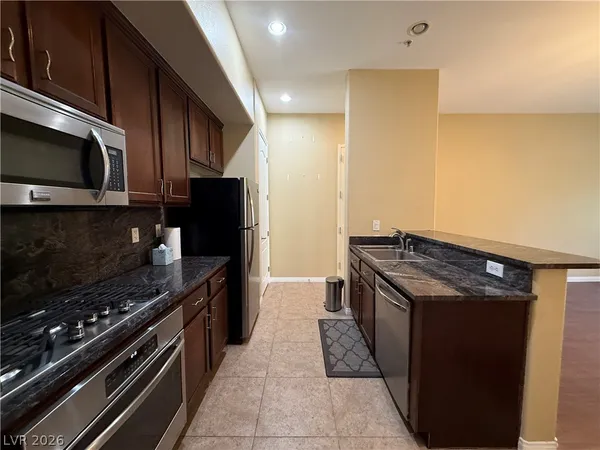 $1,750 | 68 East Serene Avenue, Unit 325, Las Vegas, NV 89123