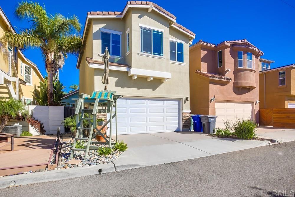 421 North Cedros Avenue Solana Beach, CA 92075 - Photo 53 of 54 a front view of a house with a yard
