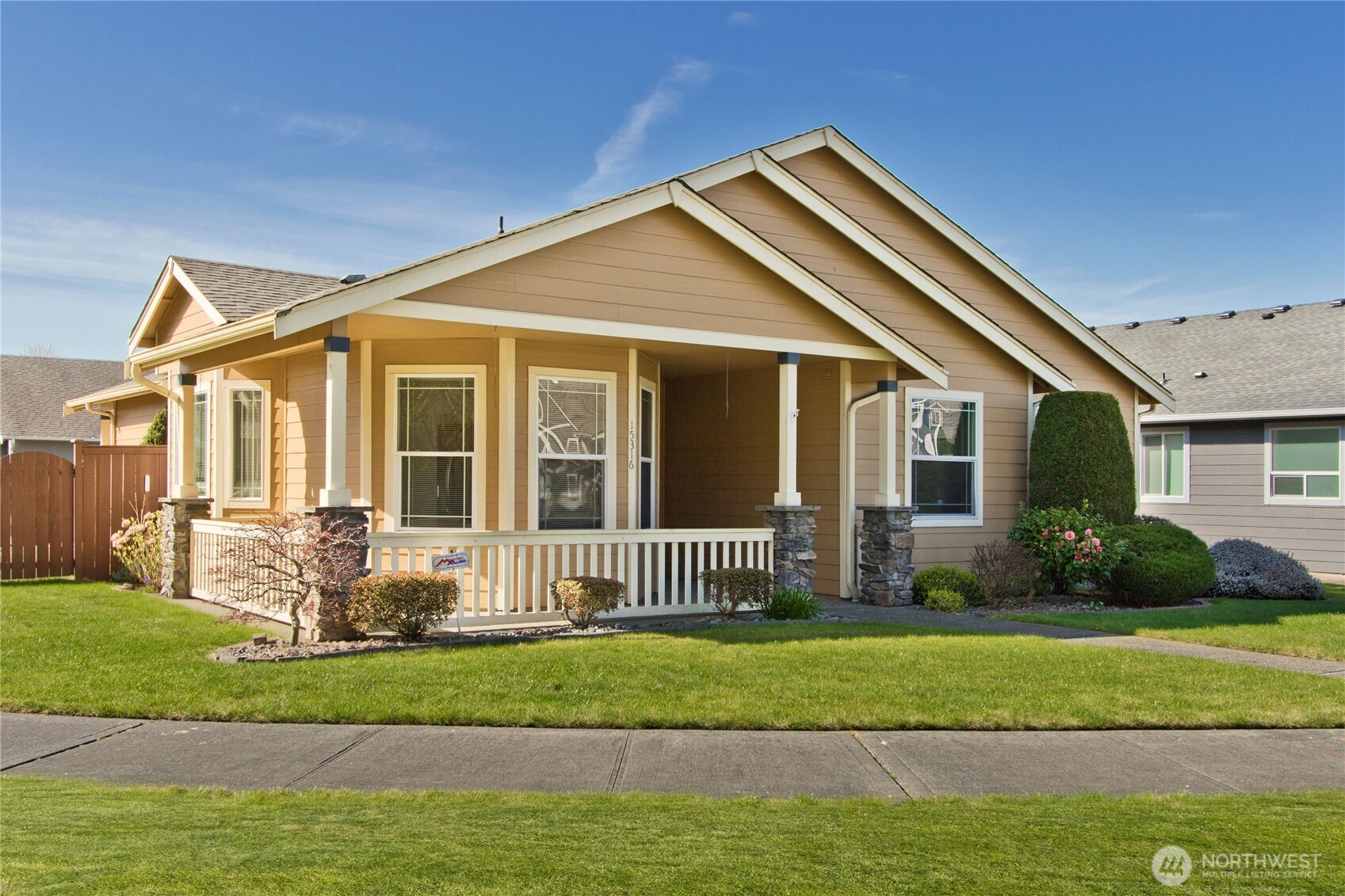 15316 45th Street East Sumner, WA 98390 - Photo 2 of 27