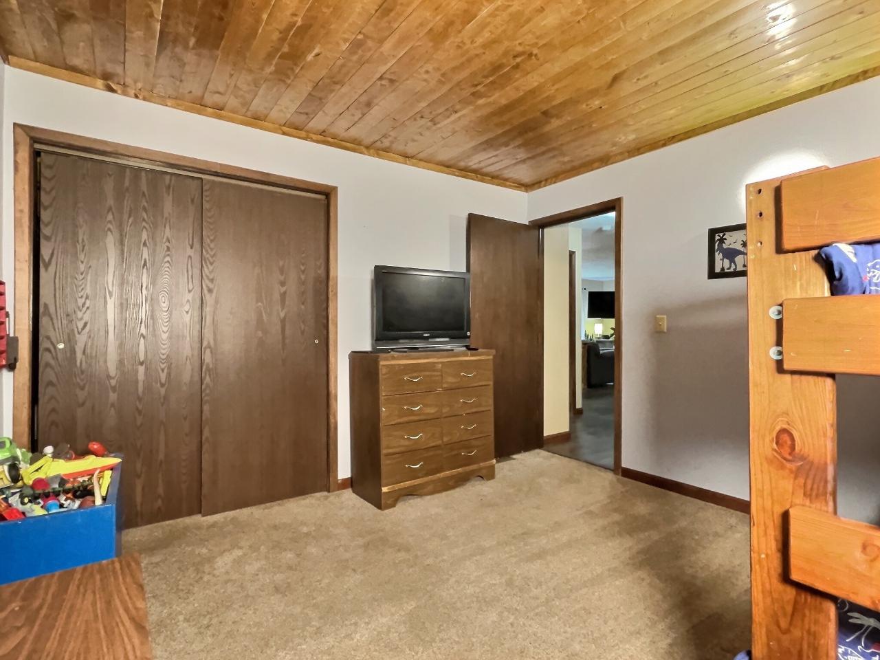 1802 Helen Lake Road Eagle River, WI 54521 - Photo 14 of 32 Gallery Image 14