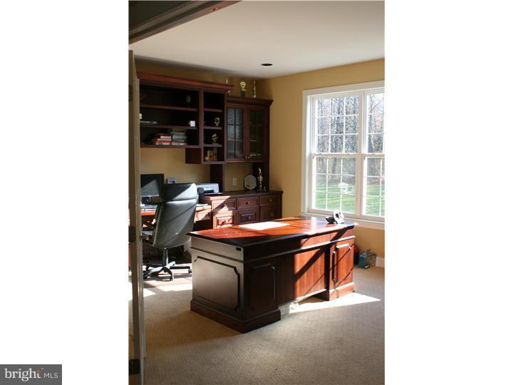 8 Maple Glenn Road Mount Laurel, NJ 08054 - Photo 8 of 20 Gallery Image 8